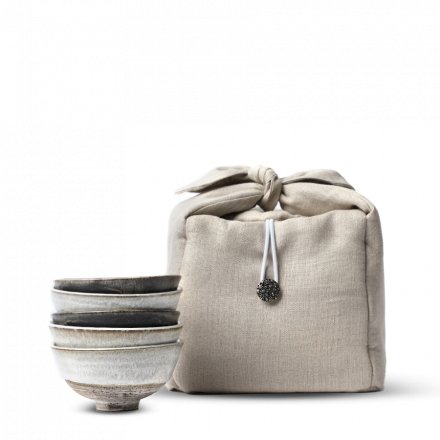 Yoshi En Tea Bowls Black/White Set of 5 w/ Light Bag
