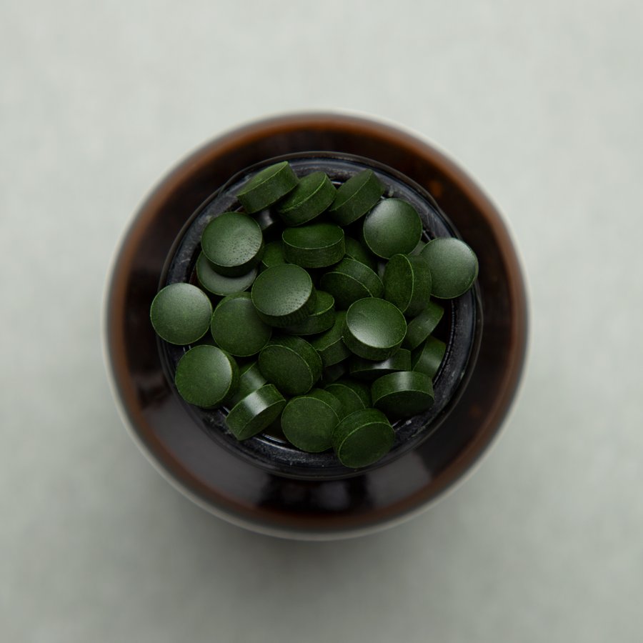 Chlorella w/ 0.3 Iron Vegan, No Additives. 600 Tablets Sunday Natural