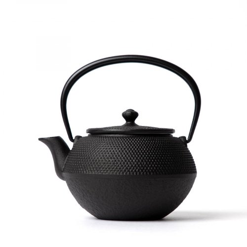 Tetsu-Kyusu Oigen Arare Mangetsu
